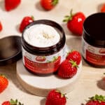 cukrovy-peeling-jahoda-s-konopnym-olejom-3